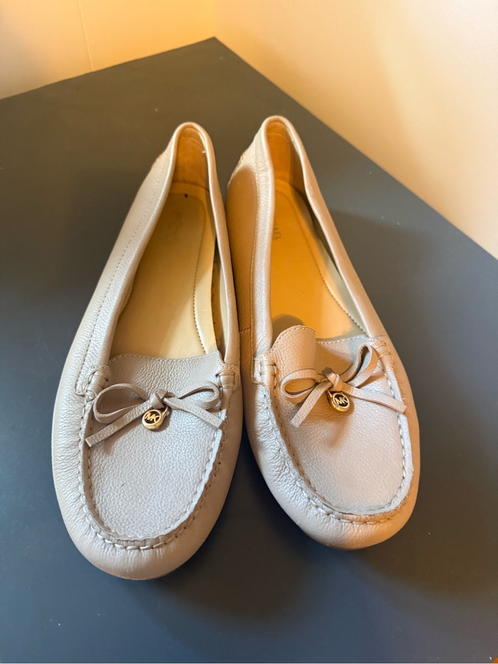 Michael Kors Leather Driving Loafers Moccasins – Women’s 10M